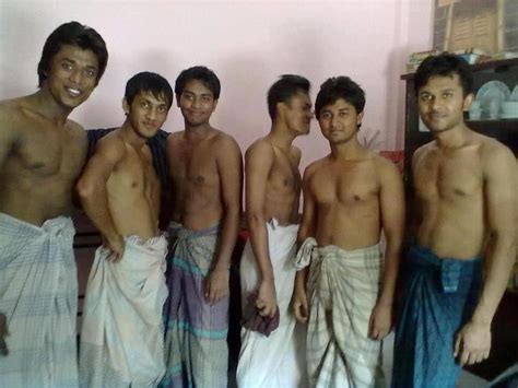 Indian Lund Gay Porn Pics: Nude Men in Free Sex Photos